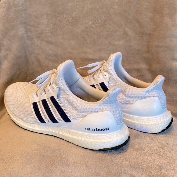 Adidas Men's White Ultra Boost 4.0 DNA Running Shoes with Blue Stripes Size 12 - Picture 8 of 13